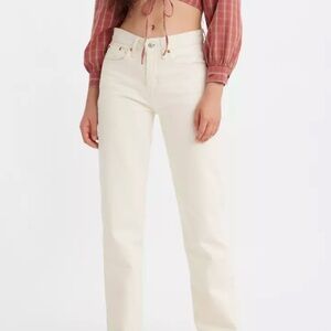 Levi’s Cream Low Pro Straight Jeans